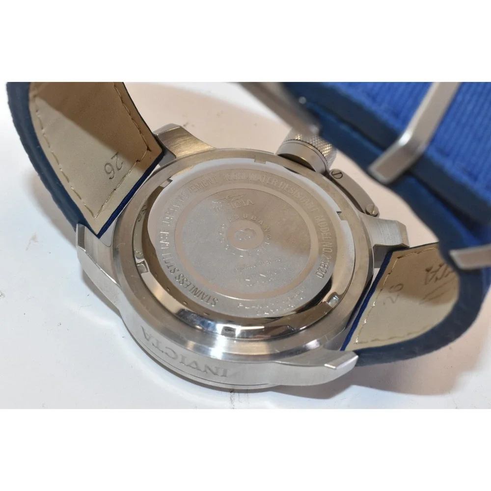 Invicta Corduba Mens‎ Analog Wrist Watch Model 23620 Silver Toned/Blue Vein 50mm